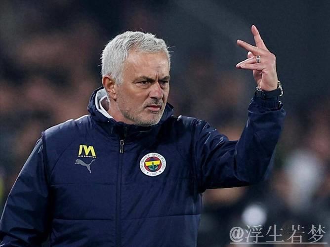 62岁穆帅言论引风波，对手官方谴责：不人道！拟诉FIFA