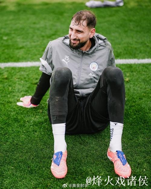 英超-多纳鲁马神勇表现 曼城客场1-2惜败纽卡斯尔 英超-多纳鲁马神勇表现 曼城客场1-2惜败纽卡斯尔